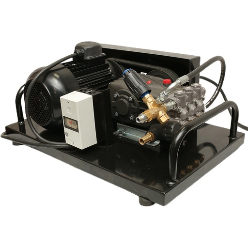 [10247] مجموعة غسيل ثابتة انتربامب ايطالي ذكر 10 حصان 200 بار 380 فولت لون اسود INTERPUMP/ G.JET MALE POWER CLEAN 21/200